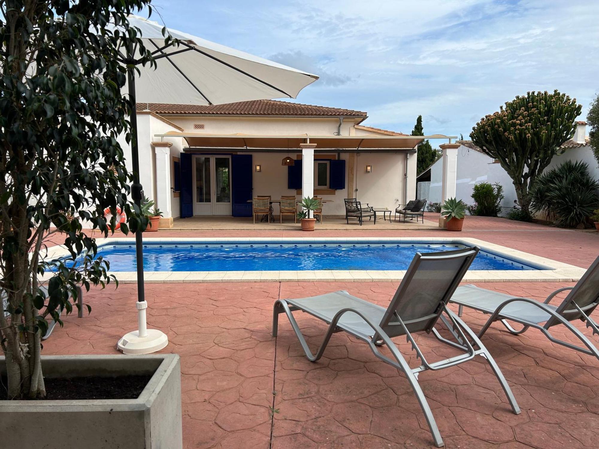 Villa A&m. Beautiful House In